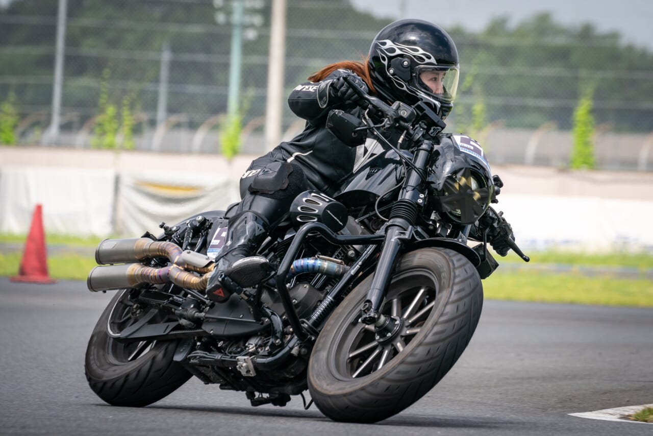 ｜レースクイーンより自分が走る方がいい! バイク女子デビューしてハーレーX350でMCFAJクラブマンロードレースに参戦してみた!!