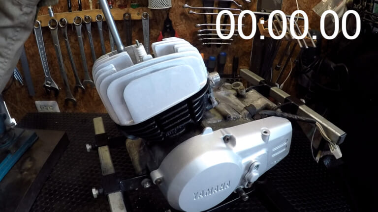 YAMAHA Pocke｜【衝撃の34秒】ボルト4本でピストン到達!? 昭和の「空冷2スト」が最強のメカニック養成教材だった理由