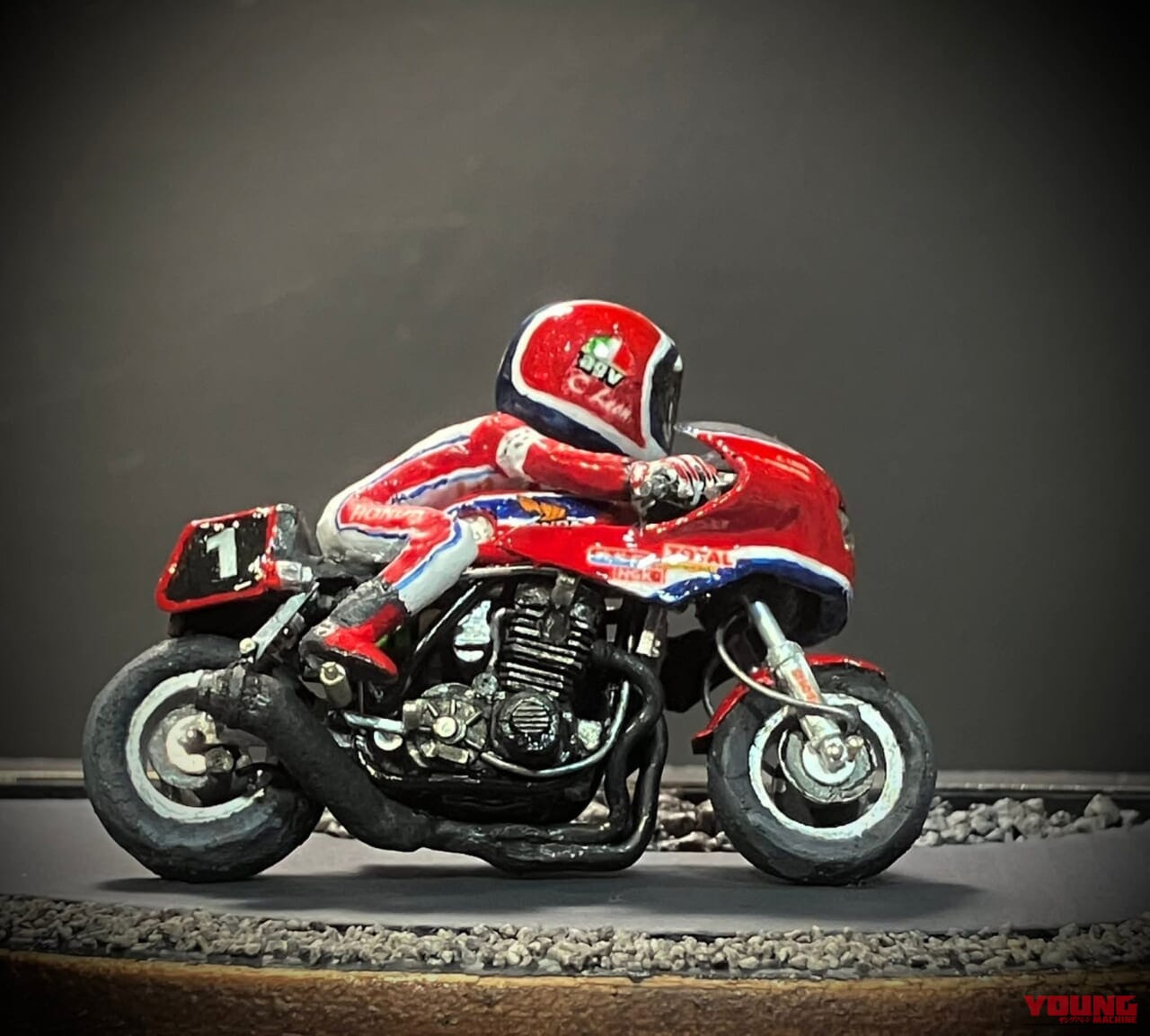 伝説のレーサーから名市販車まで。アレンジと作り込みが魅力のミニチュアバイク「“55mm”の夢の世界」展開催|伝説のレーサーから名市販車まで。アレンジと作り込みが魅力のミニチュアバイク「“55mm”の夢の世界」展開催