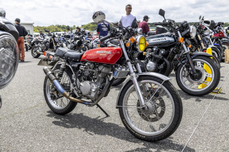 CBファンミーティング2026|【写真100枚】CBの祭典にフレディ・スペンサー降臨!CB1000Fレーサー#24で走ったぞ!【CBファンミーティング2026】
