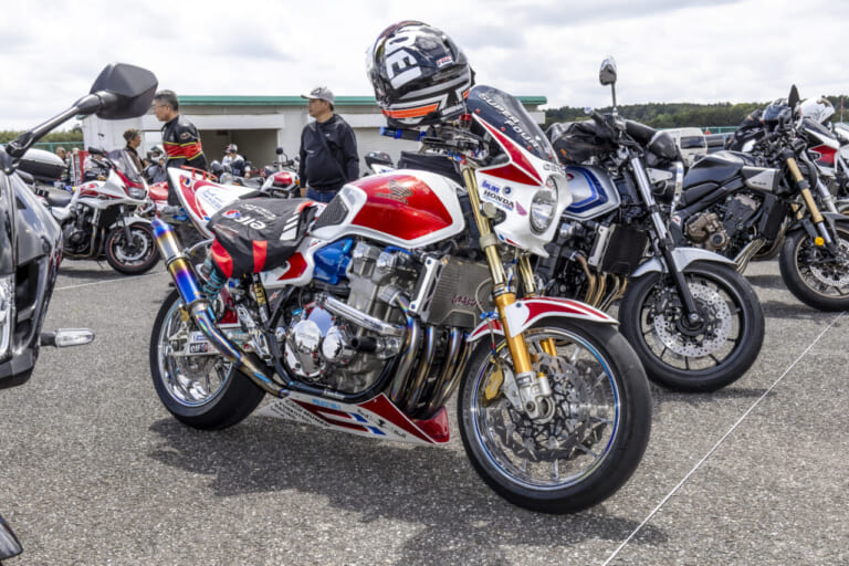 CBファンミーティング2026｜【写真100枚】CBの祭典にフレディ・スペンサー降臨！CB1000Fレーサー#24で走ったぞ！【CBファンミーティング2026】