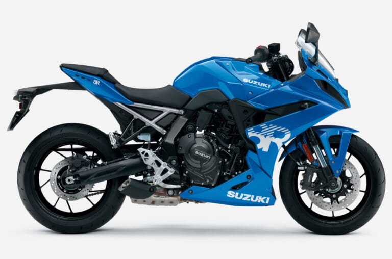 SUZUKI GSX-8R｜「オレンジ合う!」「骨格の機能美が魅力的」フルカウルなのに疲れない! スズキ「GSX-8R」は毎日の通勤も休日の峠も圧倒的に楽しくする一台【2026新型紹介】
