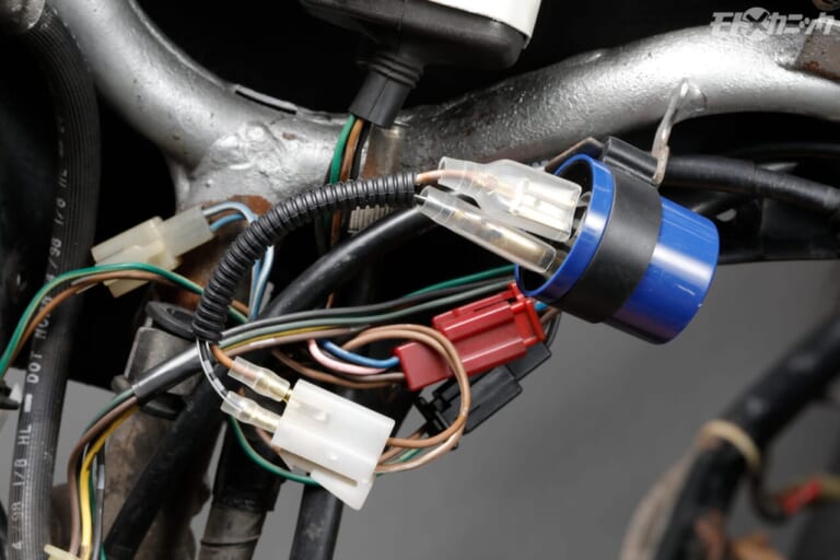 ヒーロー電機｜ギボシ端子｜旧車・絶版車の修理で活用したいギボシ端子や平型端子＜DIY電気工作の必須テクニック＞