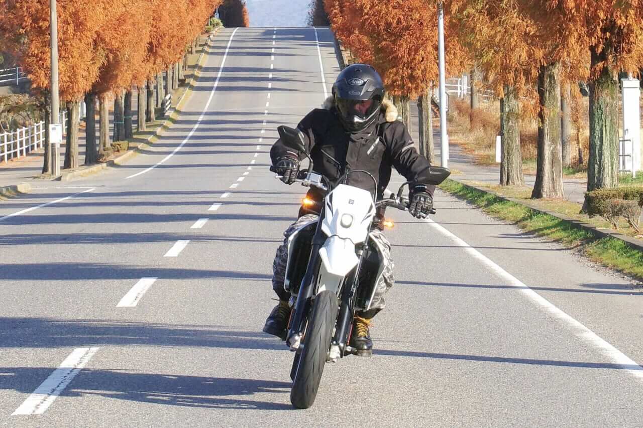 Arai TX-STRADA｜【Arai TX-STRADA】自分仕様にスタイルチェンジ可能！