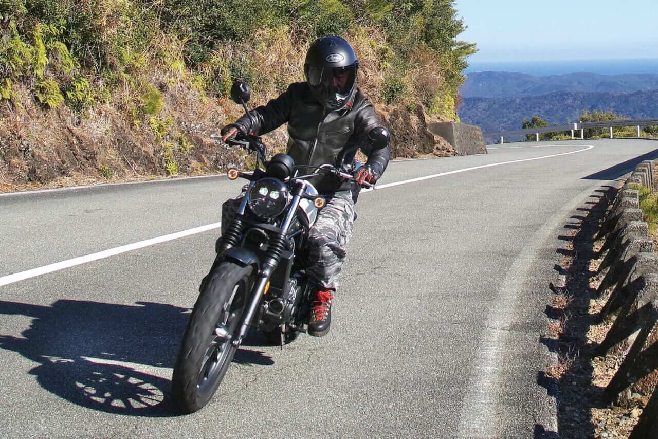 【Arai TX-STRADA】自分仕様にスタイルチェンジ可能！