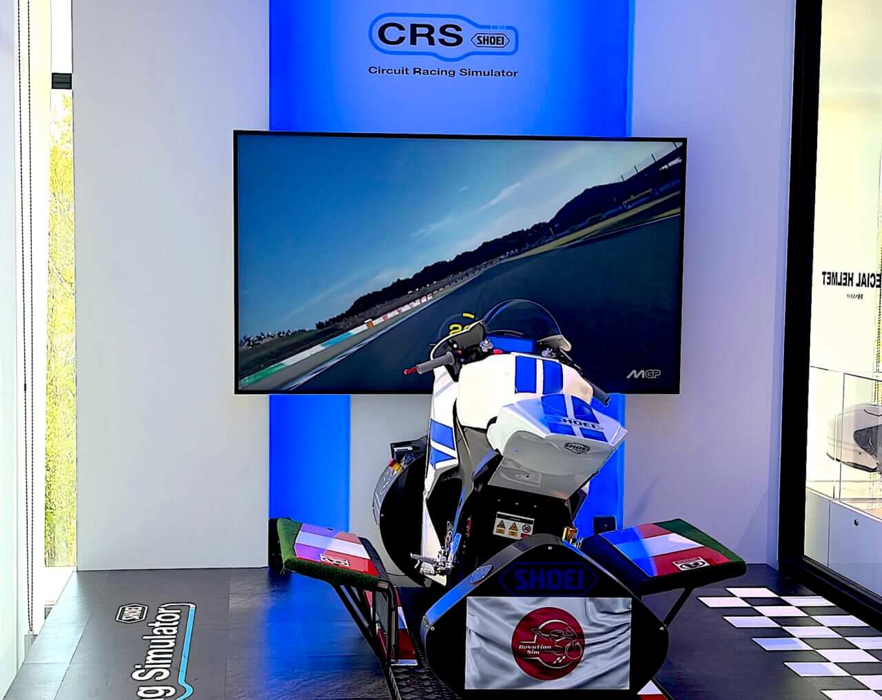 SHOEI HELMET PARK｜SHOEIの“聖地”が誕生！「SHOEI HELMET PARK」で技術の真髄に酔いしれる