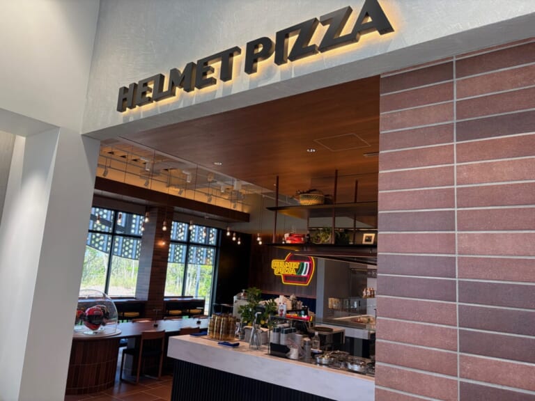 SHOEI HELMET PARK｜SHOEIの“聖地”が誕生！「SHOEI HELMET PARK」で技術の真髄に酔いしれる