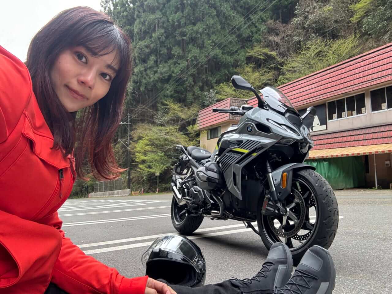 ｜「BMW F900XRとワタシが走る、理由。」part 5〜R1300RSに乗ってどこまでも?! 山陰地方ロケへ♪ トルクの虜?! ASAもたまらないのよ…♡〜