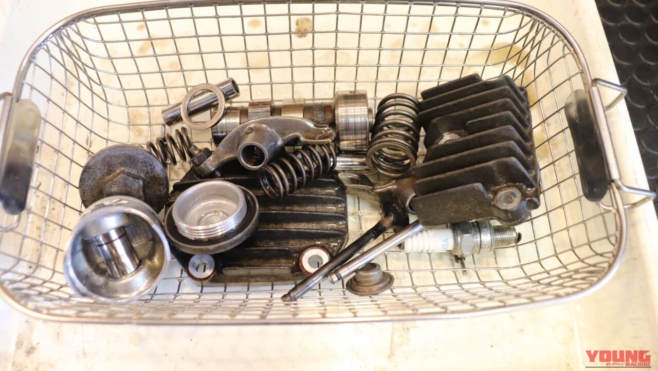 「嘘だろ…」黒焦げだったモンキーのエンジンが、超音波洗浄機に放り込んだだけで“企画倒れ”レベルに激変！【DIY工具レビュー】｜「嘘だろ…」黒焦げだったモンキーのエンジンが、超音波洗浄機に放り込んだだけで“企画倒れ”レベルに激変！【DIY工具レビュー】