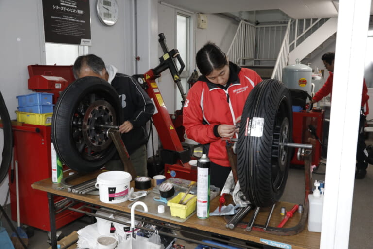 ハーレーダビッドソン｜X350｜レース｜ハーレーX350が雨のレースを制し2連覇! MCFAJクラブマンロードレース2025最終戦を振り返る