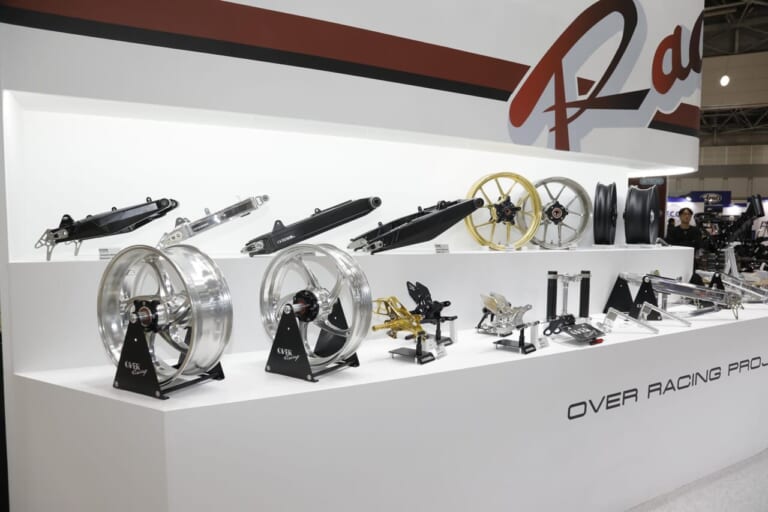 OVER Racing｜東京モーターサイクルショー｜ブース｜[CB1000Fカスタム]オーヴァーレーシングプロジェクツが仕上げたジェントルでスポーティなカスタム車