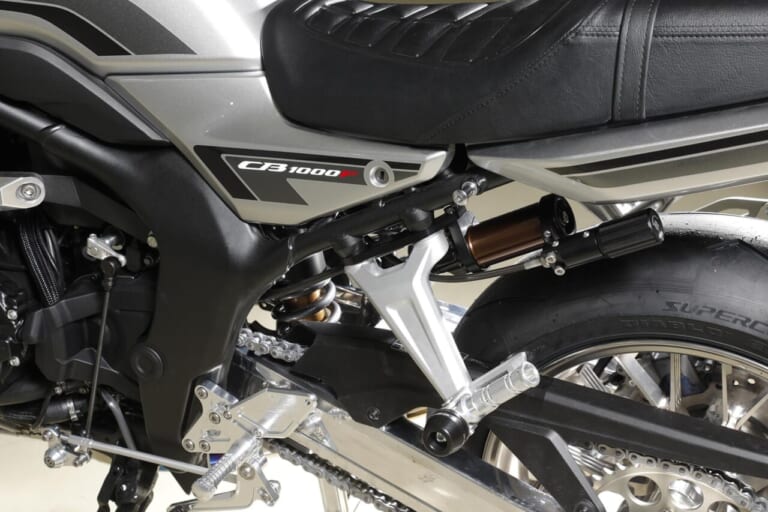 OVER Racing｜CB1000F｜リアサスペンション｜[CB1000Fカスタム]オーヴァーレーシングプロジェクツが仕上げたジェントルでスポーティなカスタム車