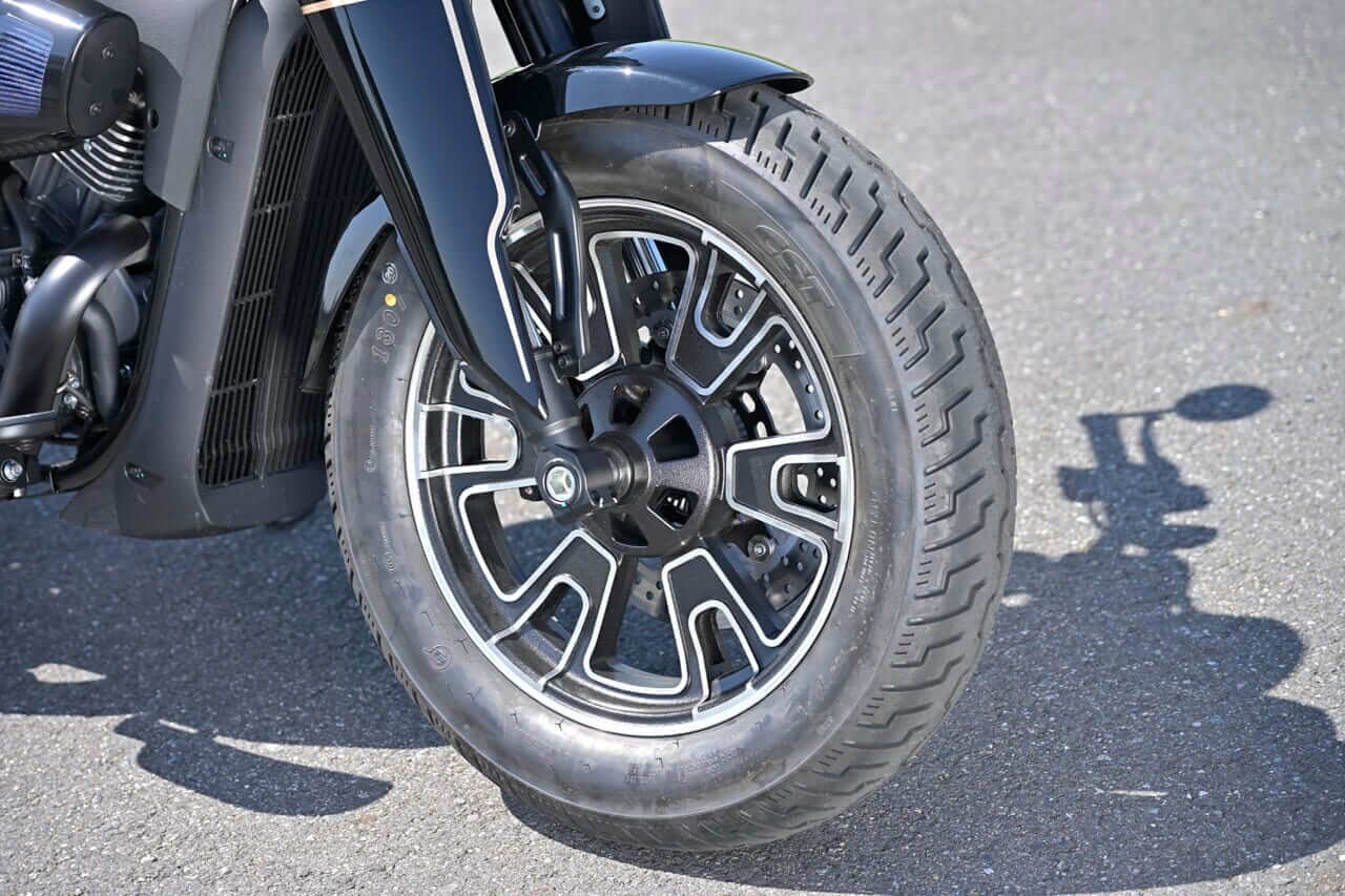 ｜いつでもヤル気！ 豪華でオリジナリティあるマッスルクルーザーをオートマシステムがスパイシーに仕上げた