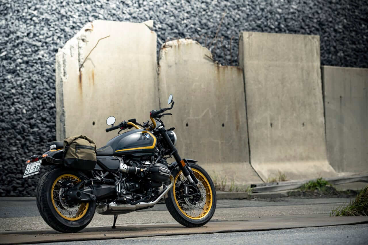 BMW Motorrad R 12｜【クルーザースタイルで足着き抜群のボクサーツイン】BMW Motorrad R 12試乗レポート