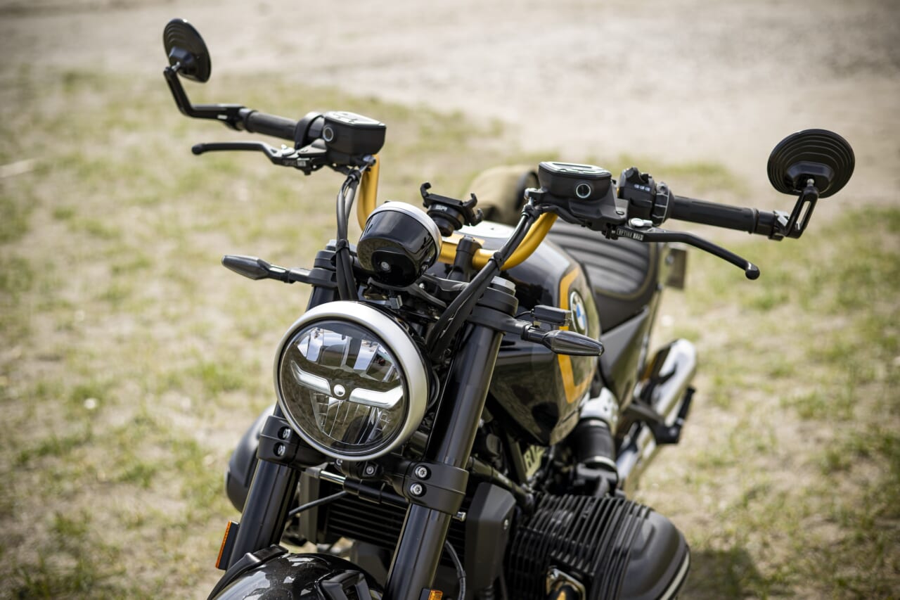 BMW Motorrad R 12｜【クルーザースタイルで足着き抜群のボクサーツイン】BMW Motorrad R 12試乗レポート