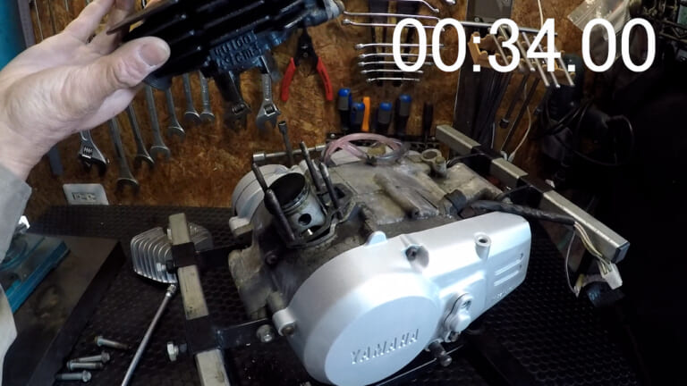 YAMAHA Pocke｜【衝撃の34秒】ボルト4本でピストン到達!? 昭和の「空冷2スト」が最強のメカニック養成教材だった理由