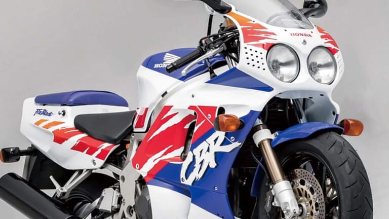 常識を書き換えた！ ホンダ「CBR900RR(SC28)」が目指したのはリッターバイクになかった操る醍醐味。車重185kgに893ccの4気筒エンジン