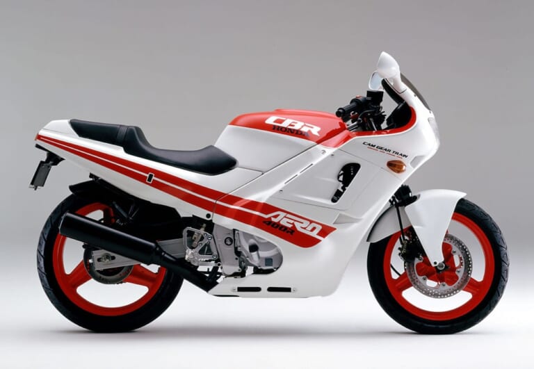 HONDA CBR400R|新型4気筒”コンセプト”発表記念! 初代「CBR400R(1986)」が叶えた”疲れない”超高速移動の秘密を振り返る