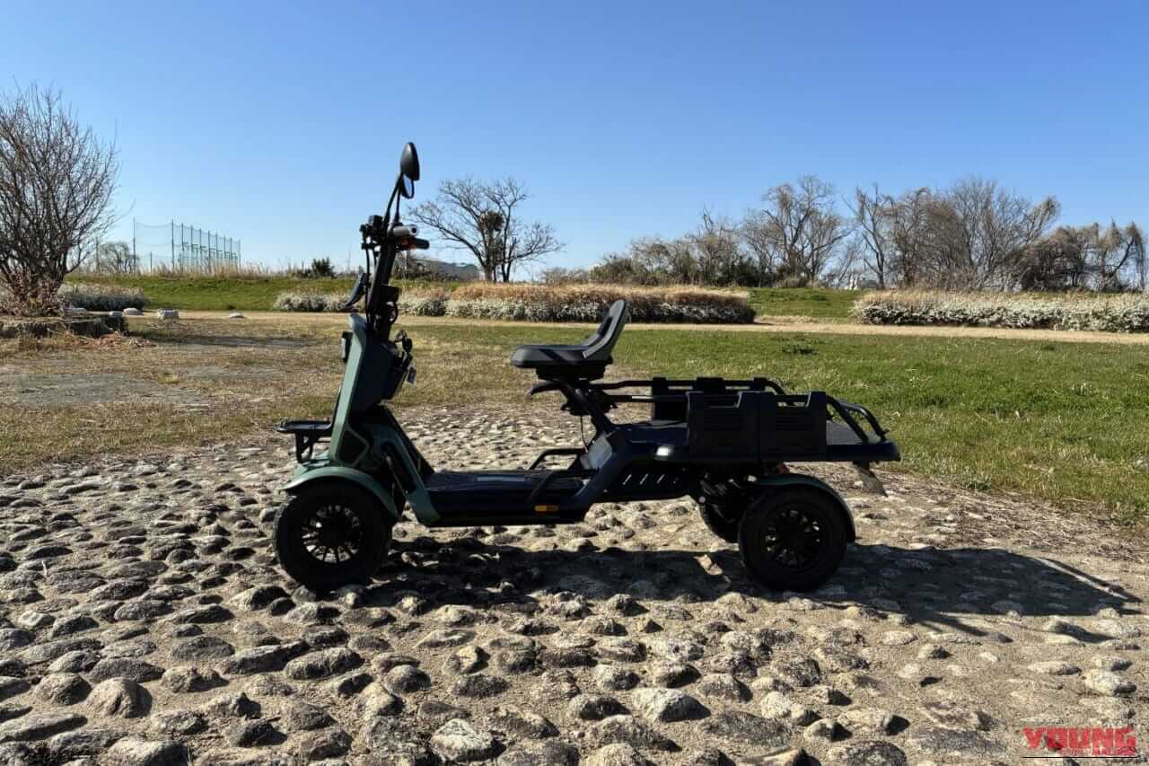 BLAZE e-CARGO｜カゴ2個分の荷物も余裕で坂道もスイスイ! 免許不要の4輪モビリティ「ブレイズe-CARGO」があればで毎日のスーパー通いが圧倒的に楽しくなる【新型特定原付】