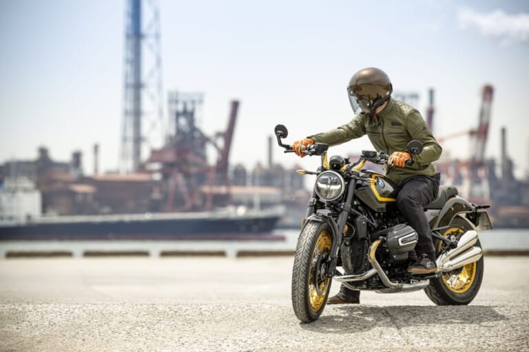 B+COM 7X EVO｜“おひとり様”の機能が大幅進化！！　サイン・ハウスのB＋FLEX MESHインカム【B+COM 7X EVO（ビーコム セブンエックス エボ）】