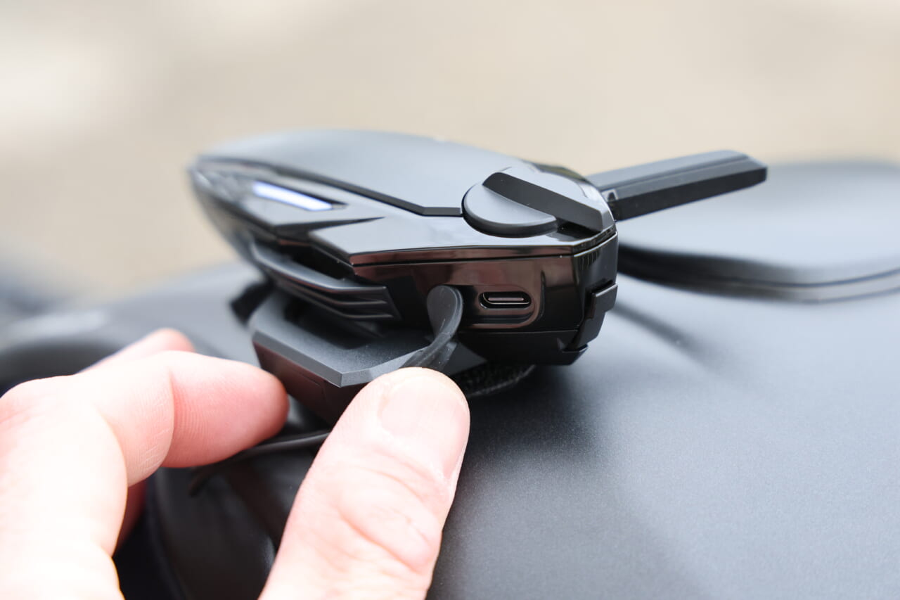 ｜“おひとり様”の機能が大幅進化！！　サイン・ハウスのB＋FLEX MESHインカム【B+COM 7X EVO（ビーコム セブンエックス エボ）】