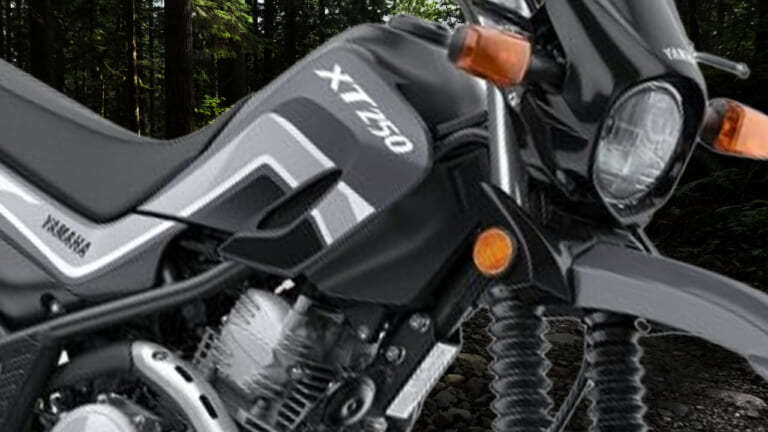 日本で買えないのが悔しすぎる北米版セロー! 街乗りから林道まで遊び尽くせるヤマハ「XT250」【海外モデル紹介】