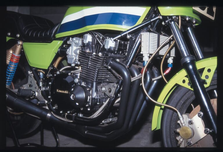 KAWASAKI KZ1000S｜「本物は30台限定のSだった」カワサキZ1000Rにまつわる、美しき”複製”の物語【1980年代レーサーレプリカ考】