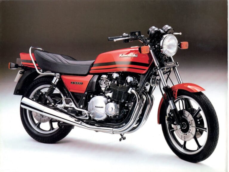 KAWASAKI Z1000J1|【わずか3年の閃光】時代の変化に消えた“ローソンレプリカ”の系譜。カワサキZ1000R/Z1100Rが歩んだ、短くも濃密な「最強空冷Z」の記録