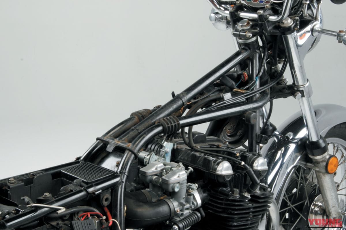 ｜J系エンジンは何が違うのか? Z1000JからZ1000Rへ至る空冷Z・第二世代の飛躍【カワサキZ1000R(1982～1983)技術解説】