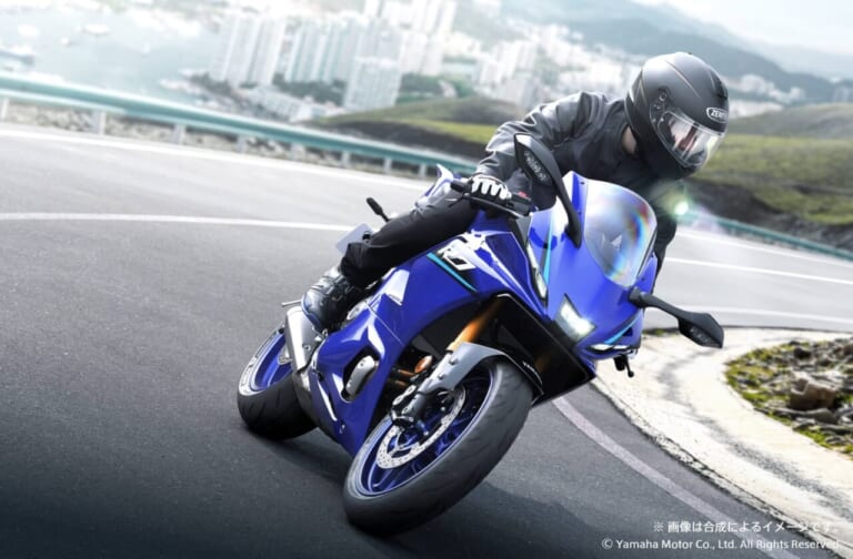 YAMAHA YZF-R7 ABS｜スマホナビをメーターに表示! 2026年型ヤマハYZF-R7は足つき向上と最新電子制御で街乗りも快適に