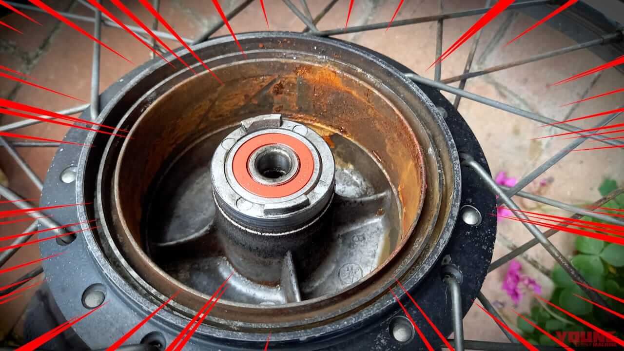 【ドラムブレーキの罠】水も原因も閉じ込める? フロントロックの原因だった“ザリザリの癒着”を自力で解消したら、拍子抜けの真実が判明|【ドラムブレーキの罠】水も原因も閉じ込める? フロントロックの原因だった“ザリザリの癒着”を自力で解消したら、拍子抜けの真実が判明