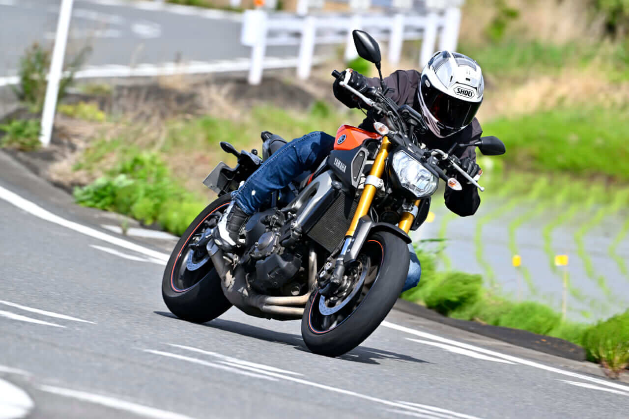 ダンロップ・スポーツマックス・ロードスマートⅣ|【まさかの20,000kmオーバー!?】既存の常識を覆す、驚異の耐久性と持続性を誇るダンロップ・スポーツマックス・ロードスマートⅣ