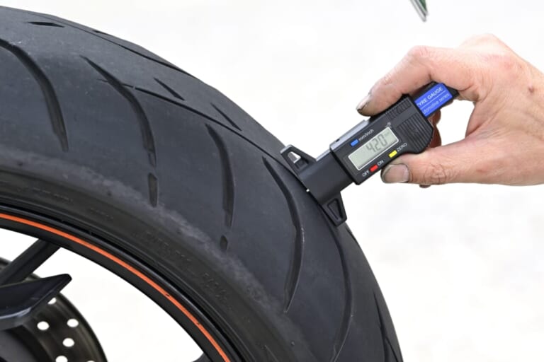 ダンロップ・スポーツマックス・ロードスマートⅣ|【まさかの20,000kmオーバー!?】既存の常識を覆す、驚異の耐久性と持続性を誇るダンロップ・スポーツマックス・ロードスマートⅣ