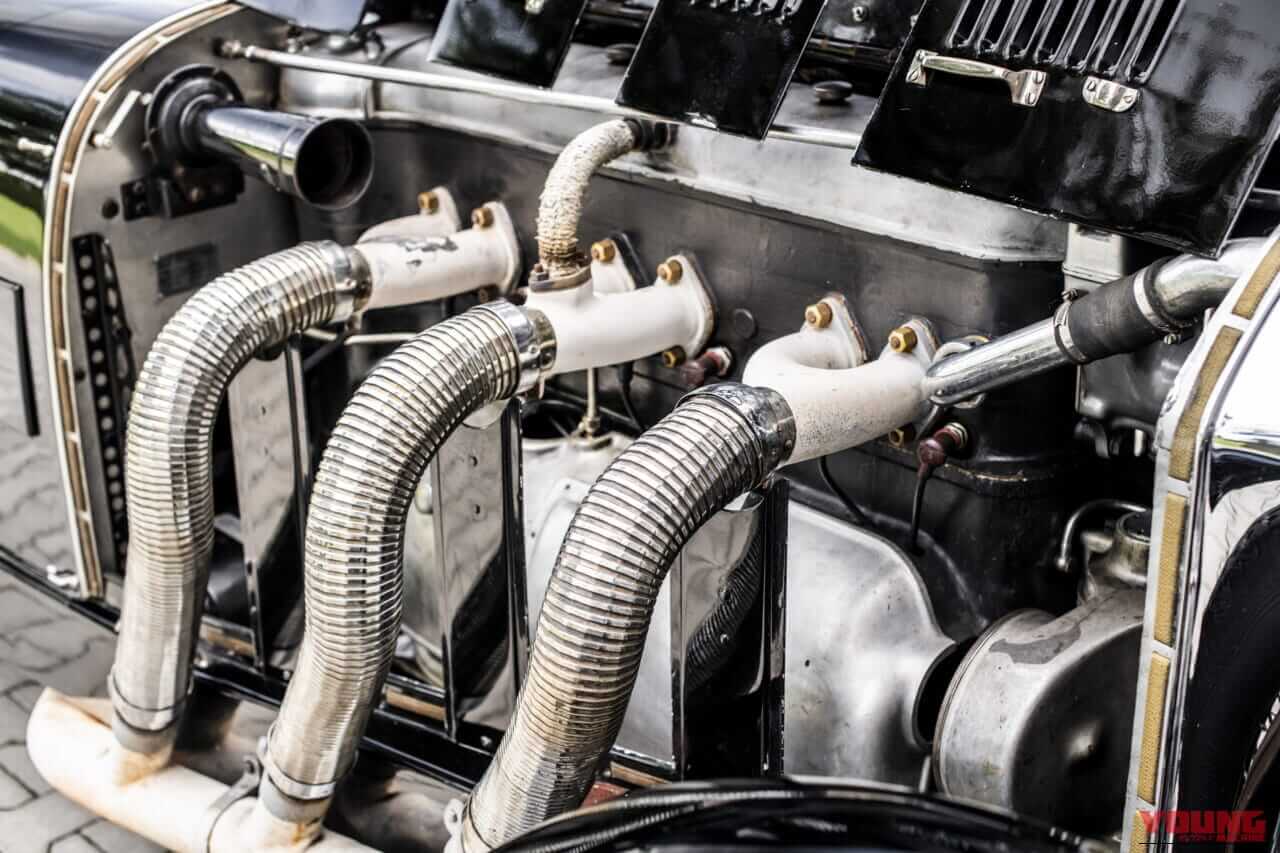 1929年 ジンデルフィンゲン ダイムラー製造 ベンツ メルセデス・ベンツSSK エンジン｜「実車はこんな感じなんだ…」ルパン三世が飛び乗ろうとしてズッコケるクラシックカー、98年前のメルセデスベンツSSKを紹介。