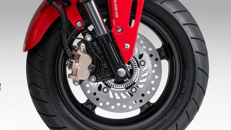 HONDA GROM|初心者からベテランまで、キビキビした走りが楽しめる。ホンダの名作ファンバイクにレーシングカラーの2026年モデルが登場【HONDA新型グロム】