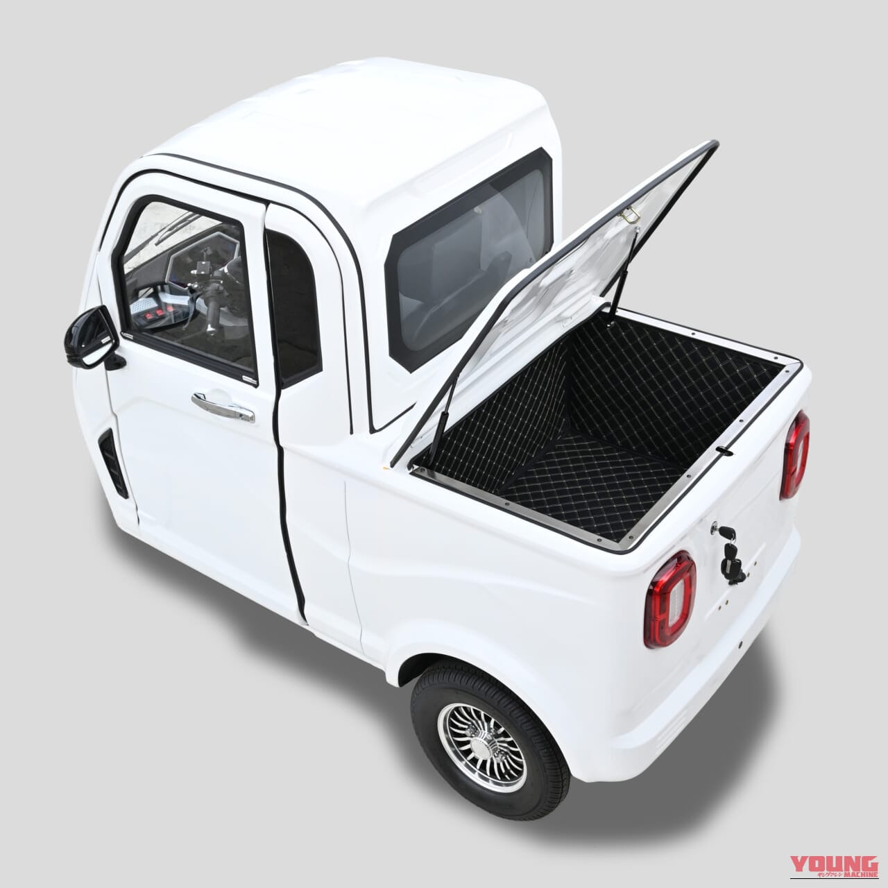 VIVEL TRIKE｜買い物や送迎が非日常のドライブに! 普通自動車免許で乗れる電動トゥクトゥク「ビベルトライク」「ビベルトラック」がふるさと納税で手に入る