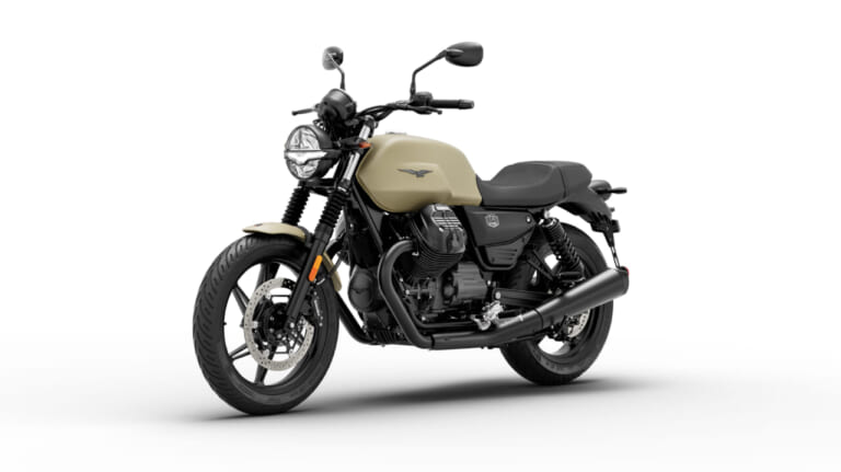 モト・グッツィ V7 STONE｜【新型モト・グッツィV7ストーン＆スポルト】イタリアの名門が放つ鼓動感と最新装備の融合。伝統の縦置きVツインに2026年カラーが登場