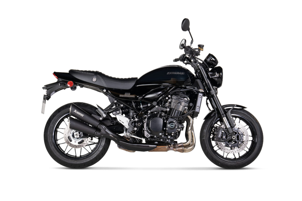 |【速報】Z900RSの“最適解”か!? アクラポビッチから2026モデル対応の「車検対応2本出し」が降臨!