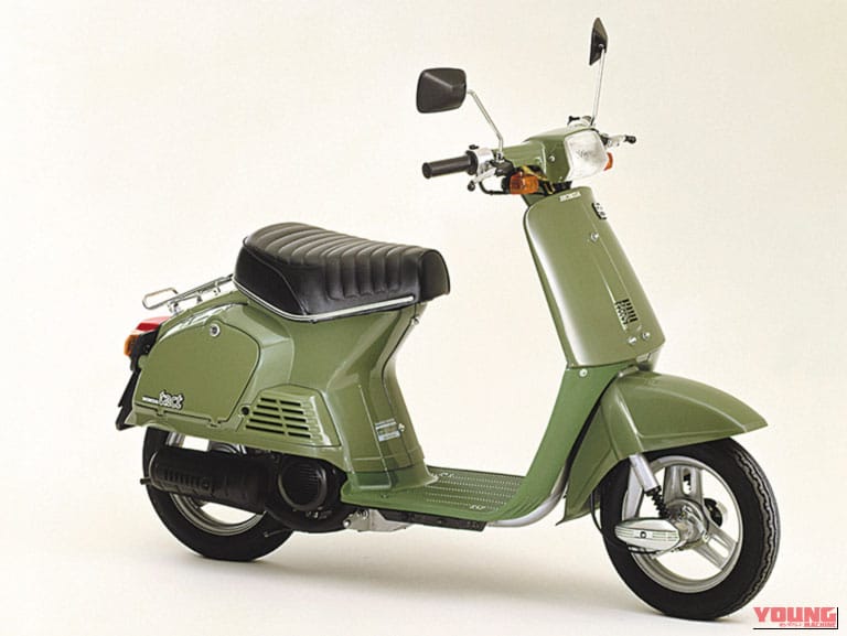 1981 HONDA TACT FULLMARK｜「ラッタッタ」にマイケル、さんまも！昭和の原付スクーター黄金期が熱すぎた。今思えば「HY戦争」って50ccを大きく進化させたよね