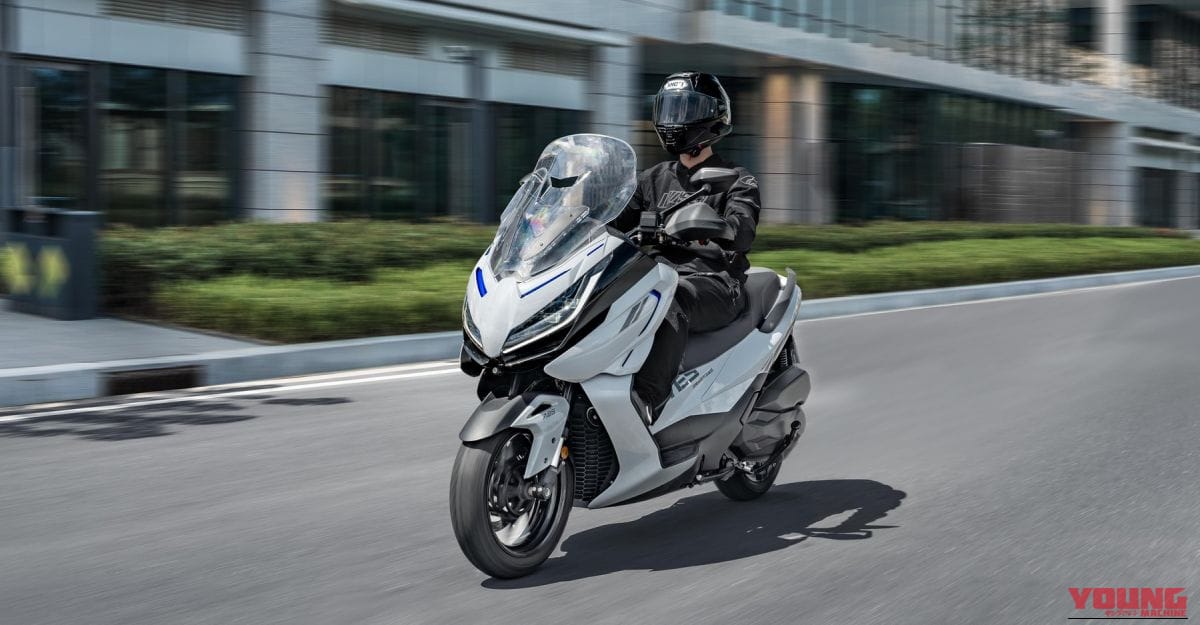 ZONTES 368E｜ドラレコもヒーターも全部入り! 400ccクラスの余裕とクルコンで旅の疲労が激減する高コスパスクーターが中国から上陸【ZONTES 368E】