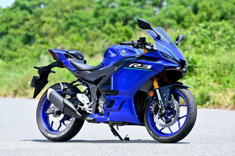YZF-R3|【排気量320ccのR3はやっぱりトルクに余裕アリ!】ヤマハYZF-R3 2026モデル試乗レポート