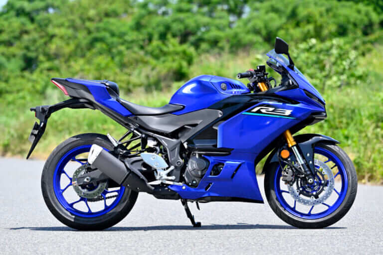 YZF-R3|【排気量320ccのR3はやっぱりトルクに余裕アリ!】ヤマハYZF-R3 2026モデル試乗レポート