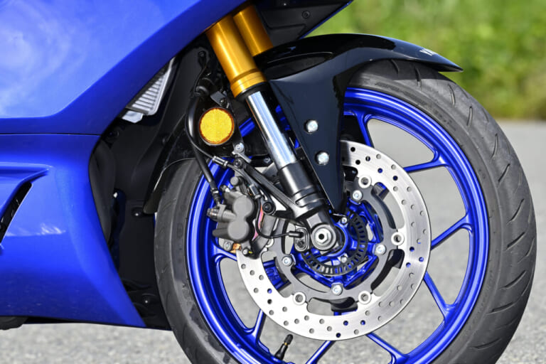 YZF-R3|【排気量320ccのR3はやっぱりトルクに余裕アリ!】ヤマハYZF-R3 2026モデル試乗レポート