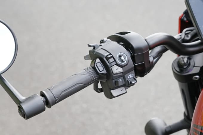 シュアラスターLOOPパワーショット｜1100｜シュアラスターLOOPパワーショット「ザ・体感!!」ホンダ・レブル1100SE DCT編