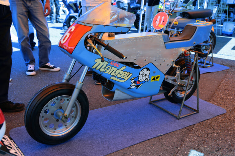 ミニバイクで141km/h!? 童夢の風洞で鍛えた怪物マシン「スーパーモンキー ST70-88」が3年の執念で蘇った！【その性能とレストア秘話】