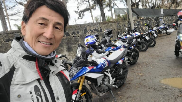 BMW F450GS｜扱いやすさと本格装備の両立。BMW F450GSの実力をシチリア島の泥んこセクションで徹底検証!【新型試乗インプレ】