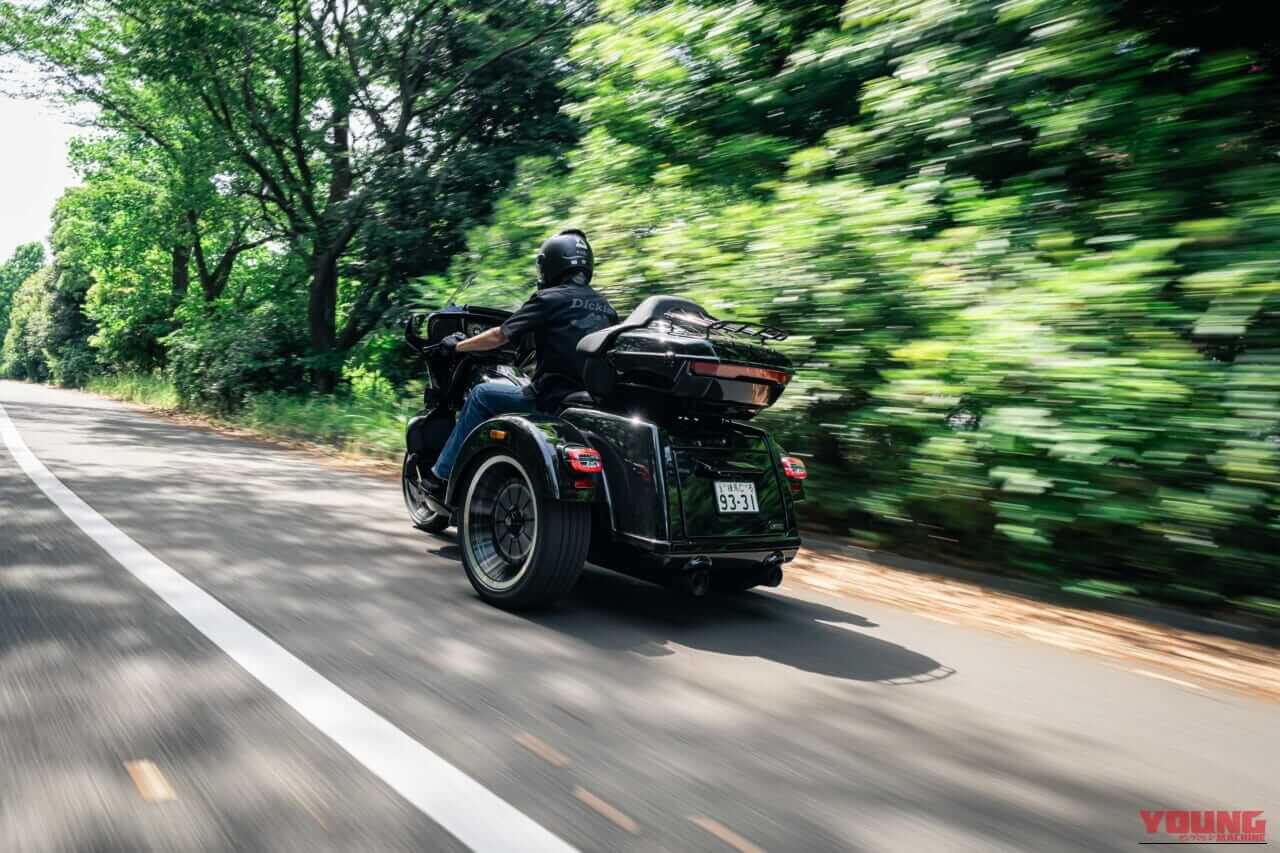 |「リッチな年寄り向け」は大間違い。新型ハーレー・トライクは普通免許で乗れる“最狂のジェットコースター”だった