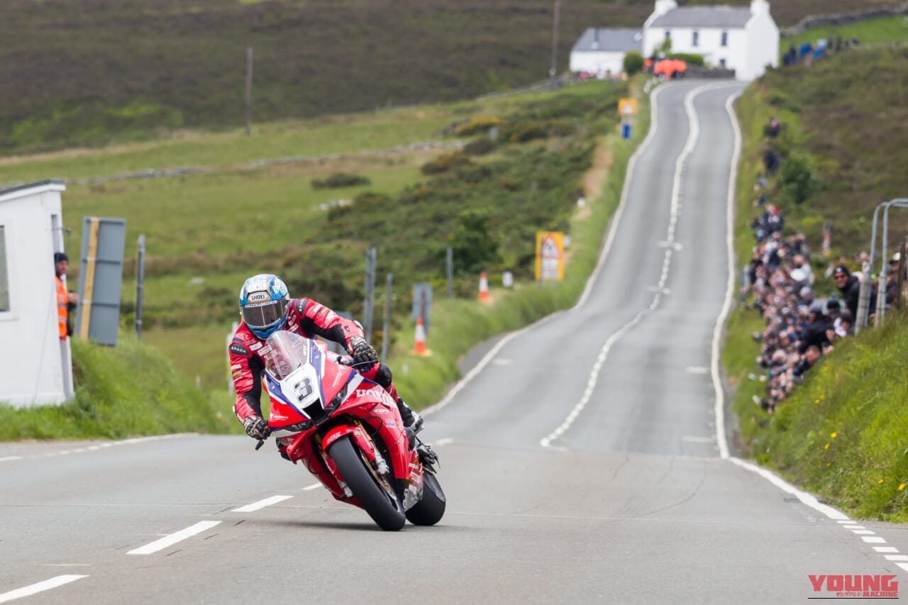スーパーバイクTTで勝利したディーン・ハリソン選手(CBR1000RR-R)|【マン島TT 2026】ディーン・ハリソンがスーパーバイクTTを初制覇! ホンダCBRを駆り、ヒックマンやダンロップを寄せ付けぬ独走劇