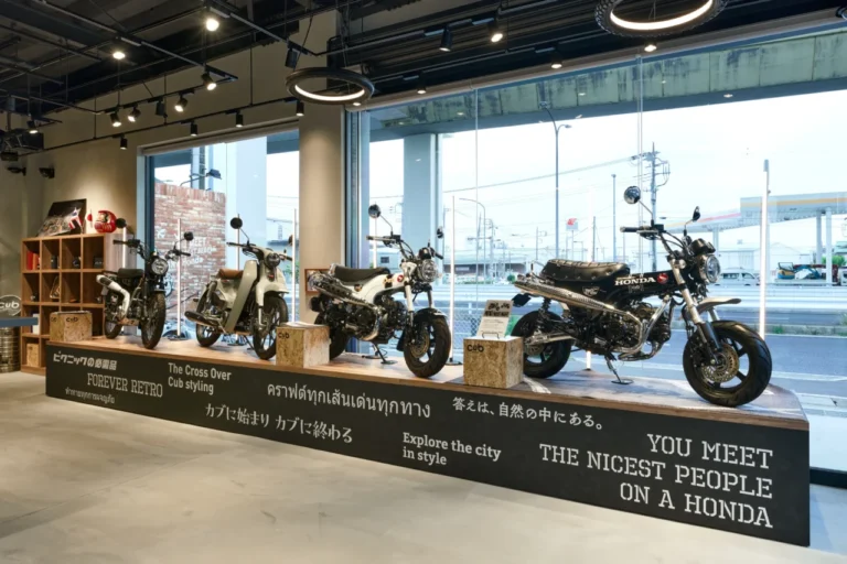 ただのバイク屋じゃない! パーツ選びから取り付け、アパレルまで。ホンダが提案する原付二種カスタムの新しい遊び場「Cub HOUSE」|ただのバイク屋じゃない! パーツ選びから取り付け、アパレルまで。ホンダが提案する原付二種カスタムの新しい遊び場「Cub HOUSE」