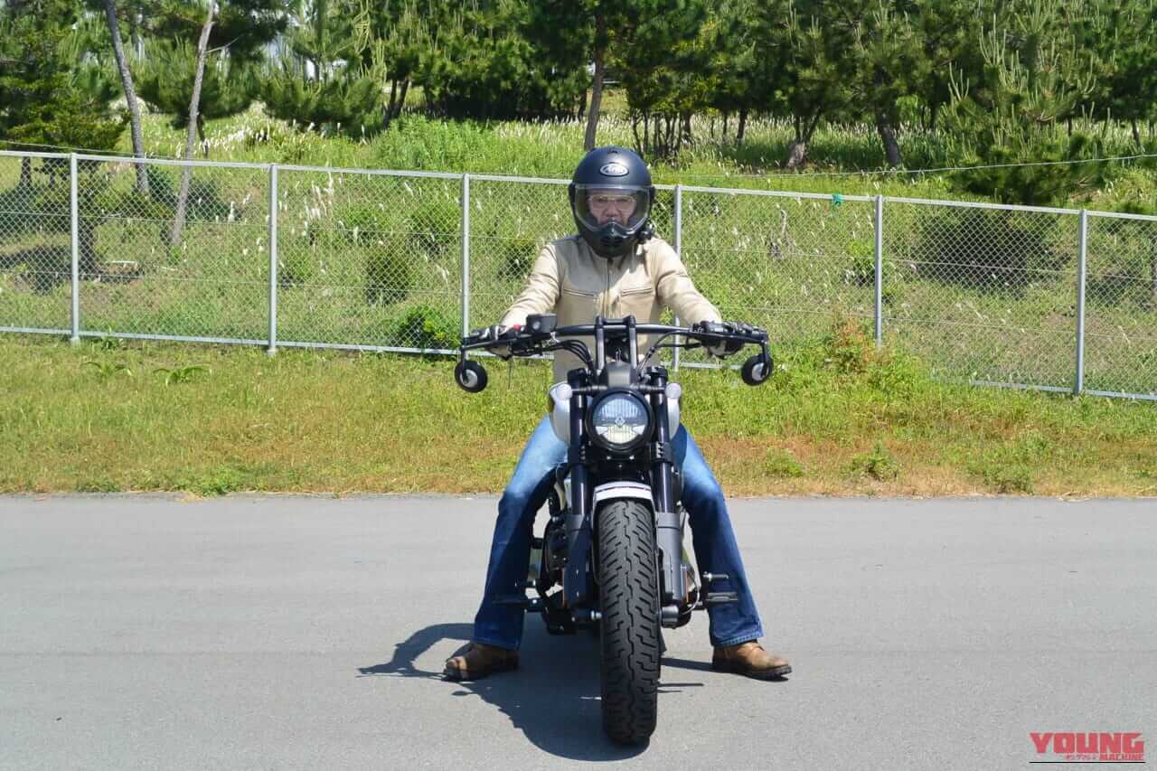 |「これ、本当に250cc…?」かつての国産ニーハンの“狂気”を思い起こさせる2台の黒船【ガレージで酒が呑める75万円のVツイン】